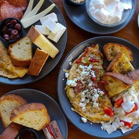 Village Hotel Makrinítsa